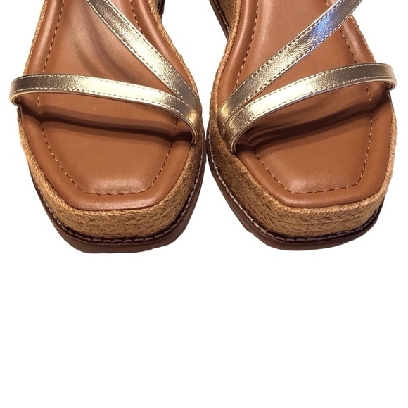 Chicos Shoes Women's Sz 9 Gold Carlina Wedge Espadrille Sandals Leather Boho NEW - Picture 3 of 9